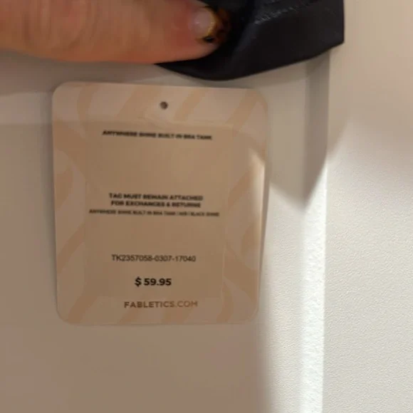 Fabletics workout top NWT. - Picture 4 of 4